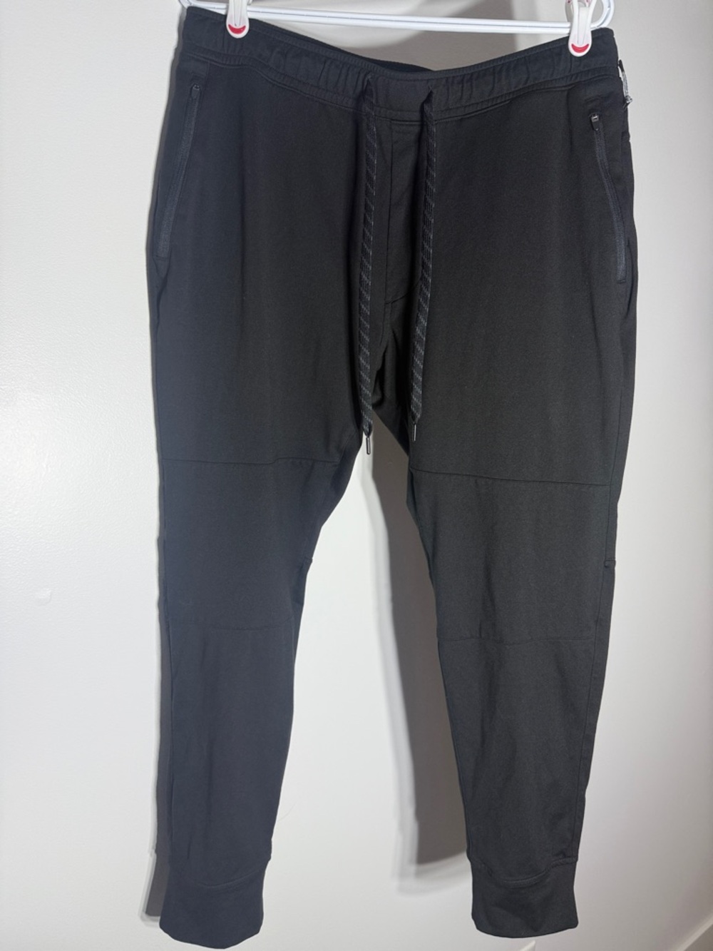 American Eagle Outfitters Black Zip-Pocket Joggers Men’s size Large